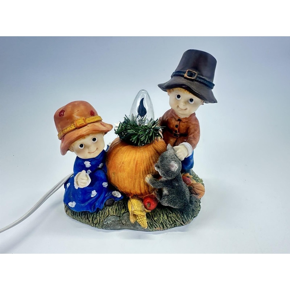 Vintage Thanksgiving Pilgrim Couple Cat Pumpkin Flicker Flame Light Figurine